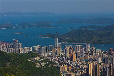 独具魅力风采的广州东站商务模特